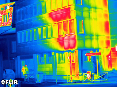 Voici ce bâtiment au soleil et ses quelques pièges liés à la thermographie